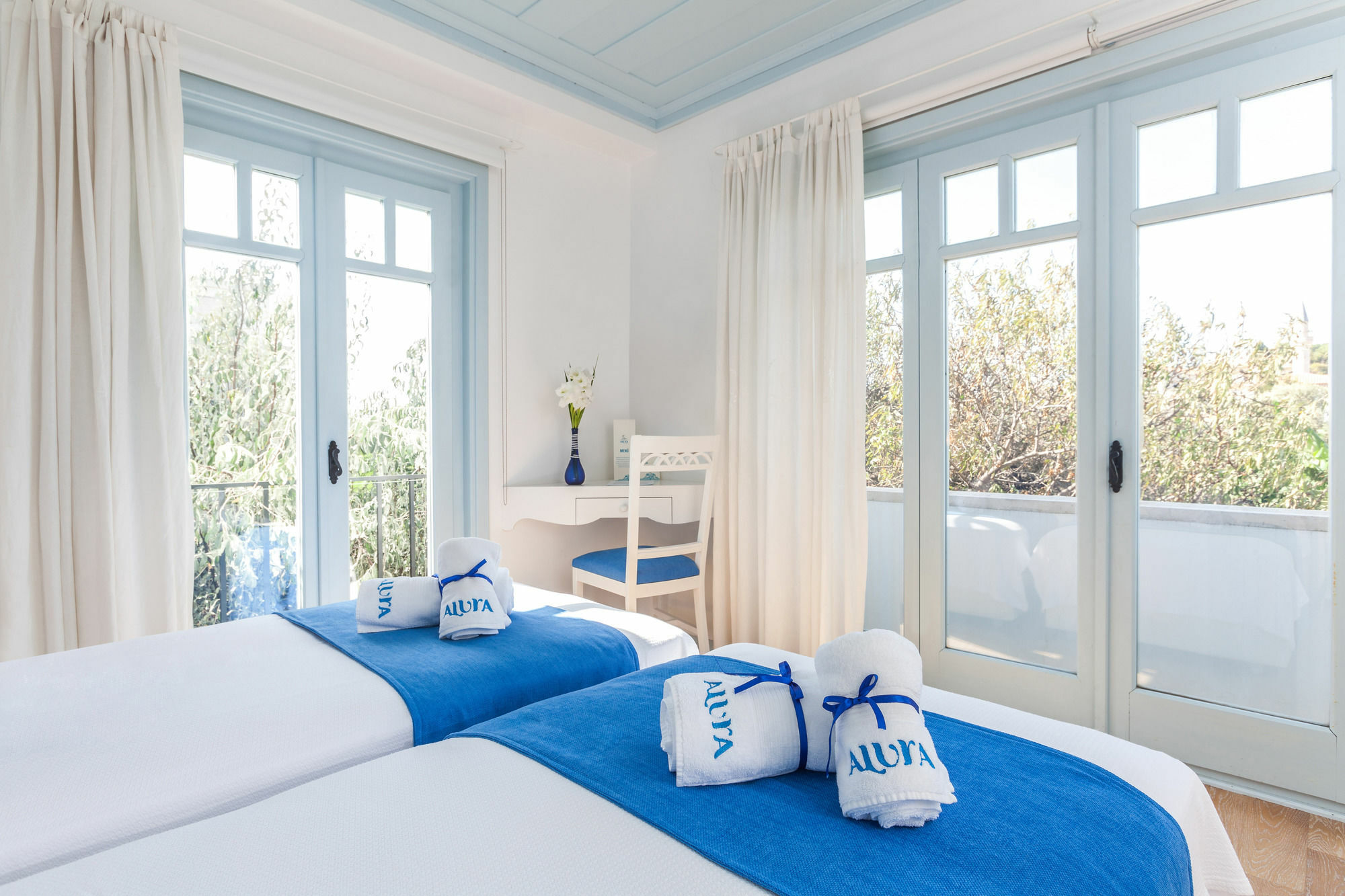 Alura Hotel Алакати Екстериор снимка